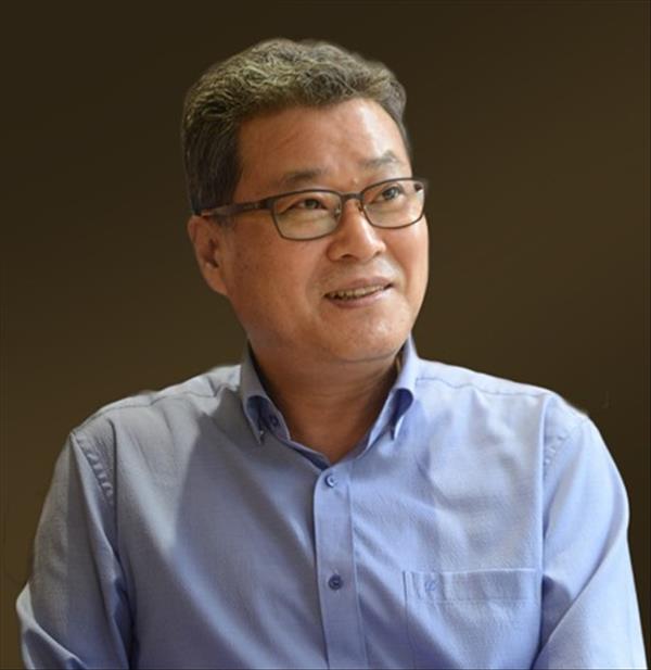 Jong Myung Kim